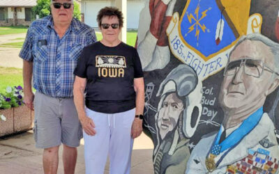 Hull couple visits all Freedom Rocks in Iowa