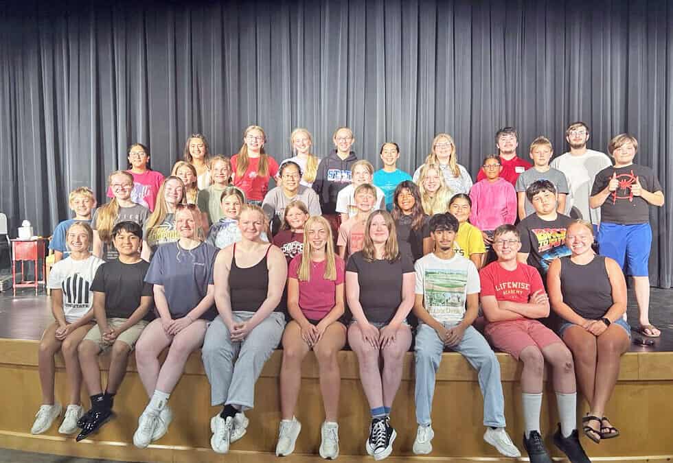 The right fit: Musical extravaganza seeks to give audiences a show-stopping performance
